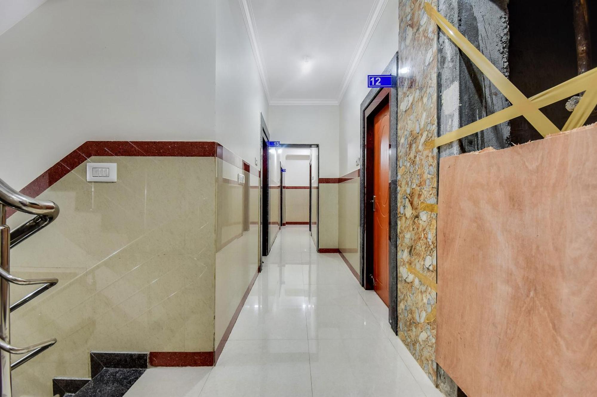 Hotel O Sri Sai Guru Comforts Yelahanka Exterior photo