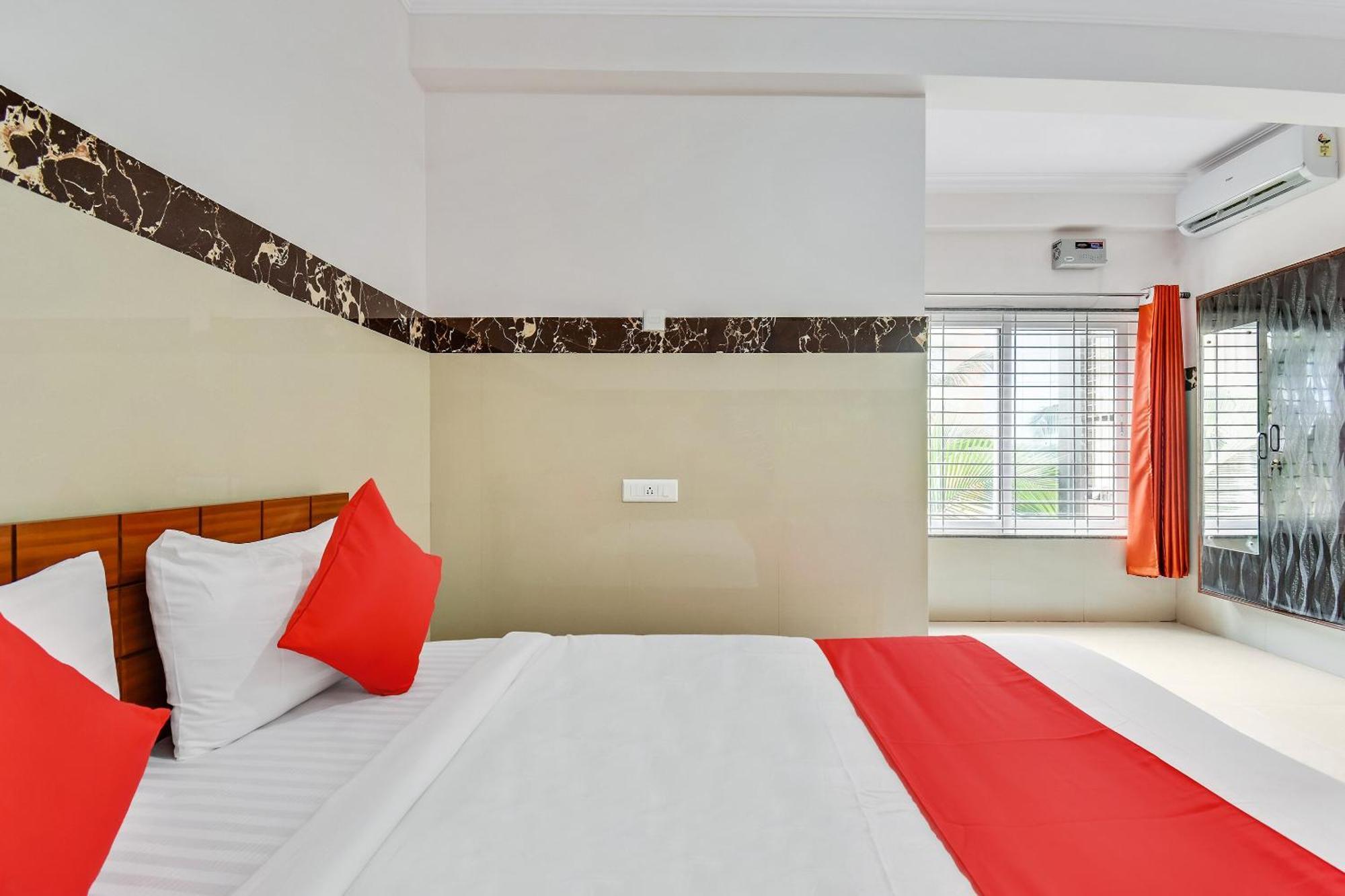 Hotel O Sri Sai Guru Comforts Yelahanka Exterior photo